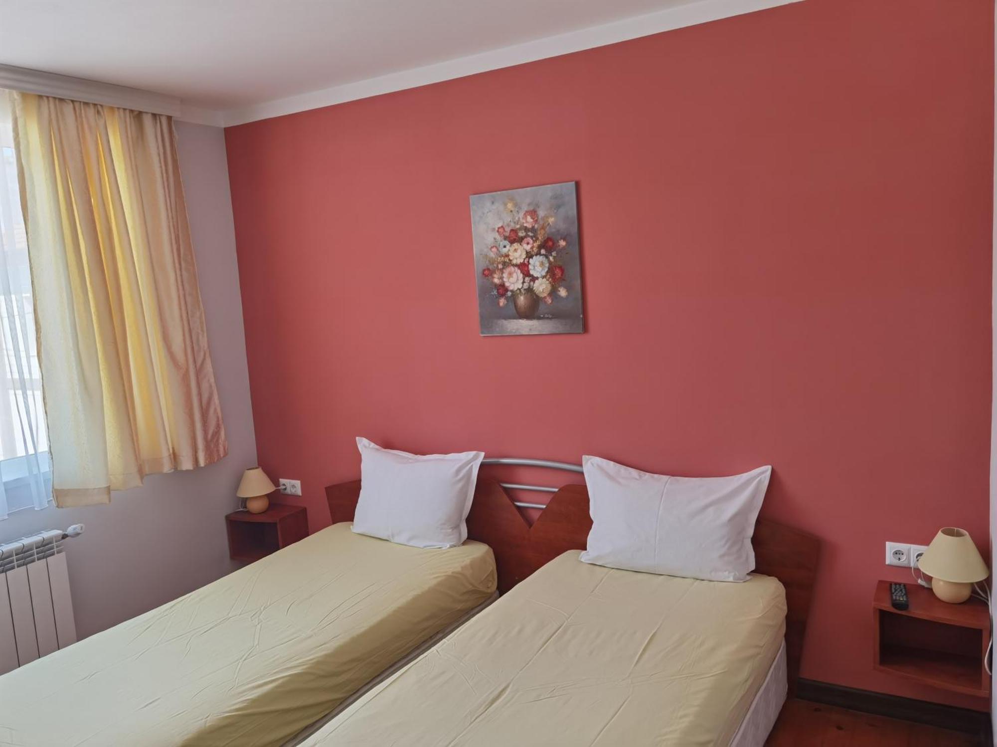 Mira Guest House Dobrinisjte Rom bilde