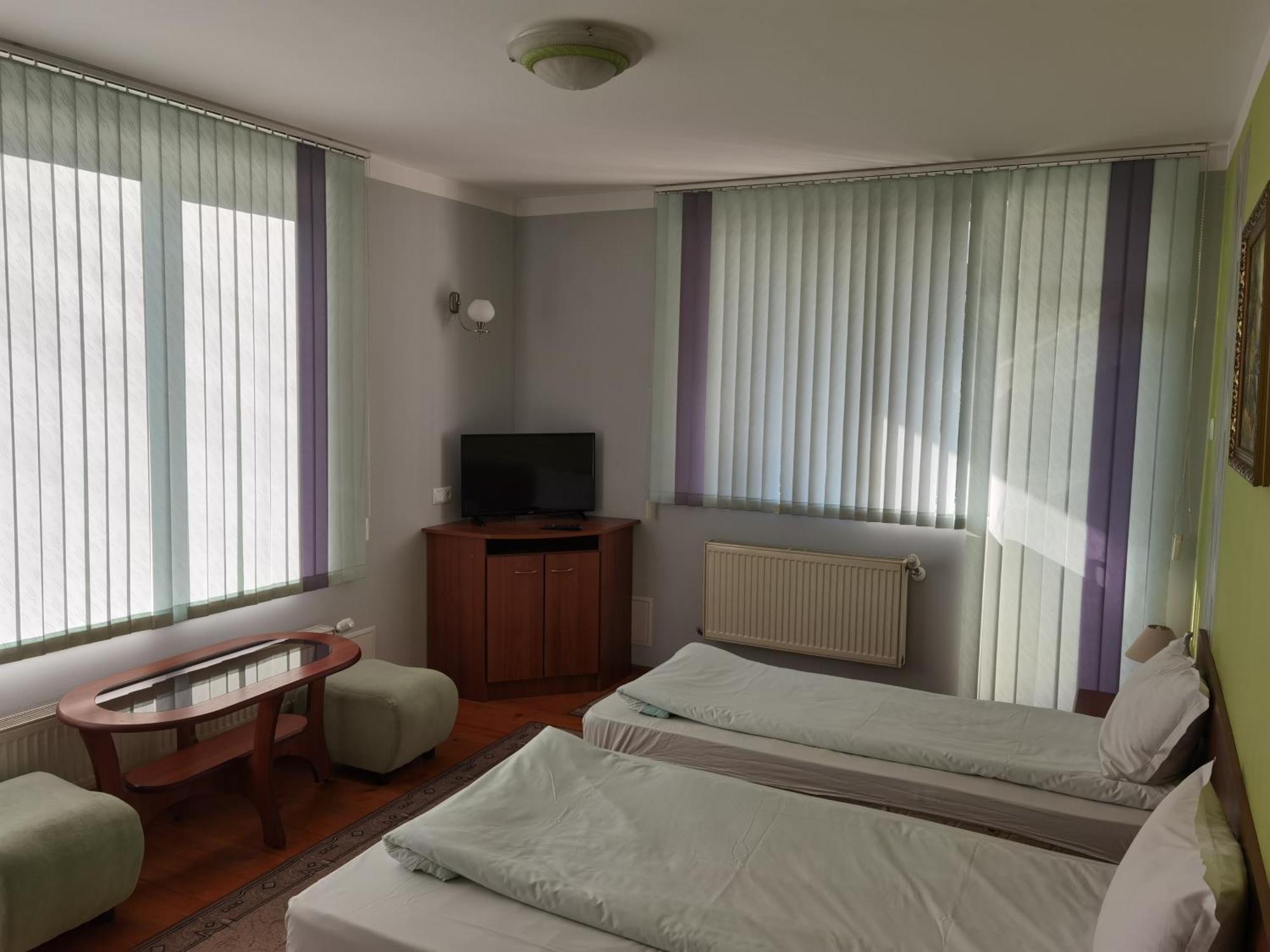 Mira Guest House Dobrinisjte Rom bilde
