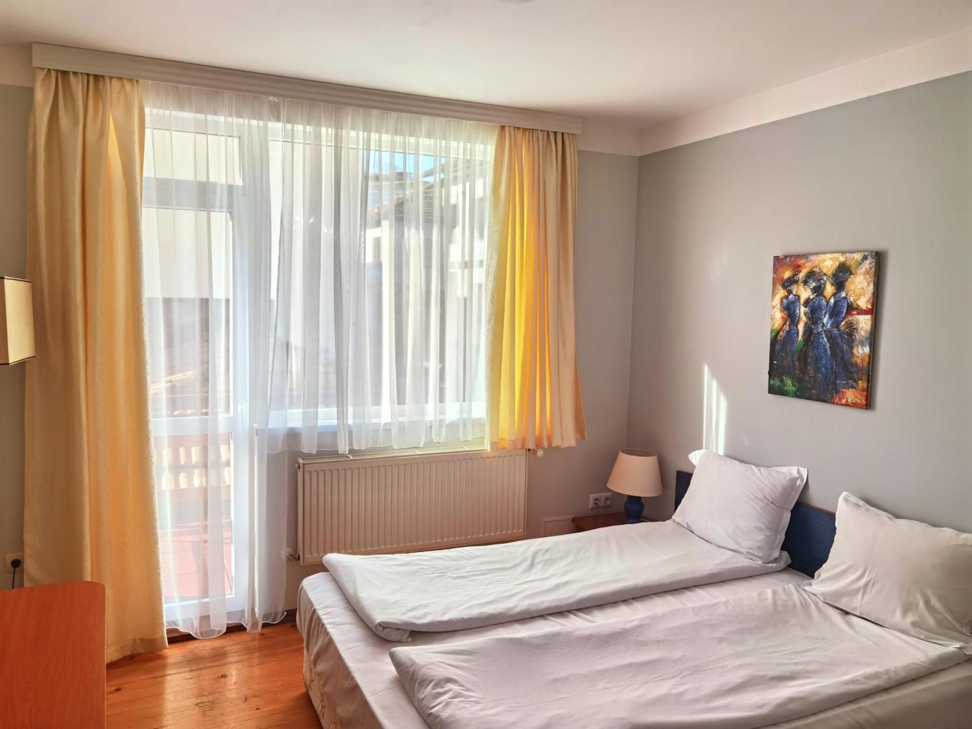 Mira Guest House Dobrinisjte Rom bilde